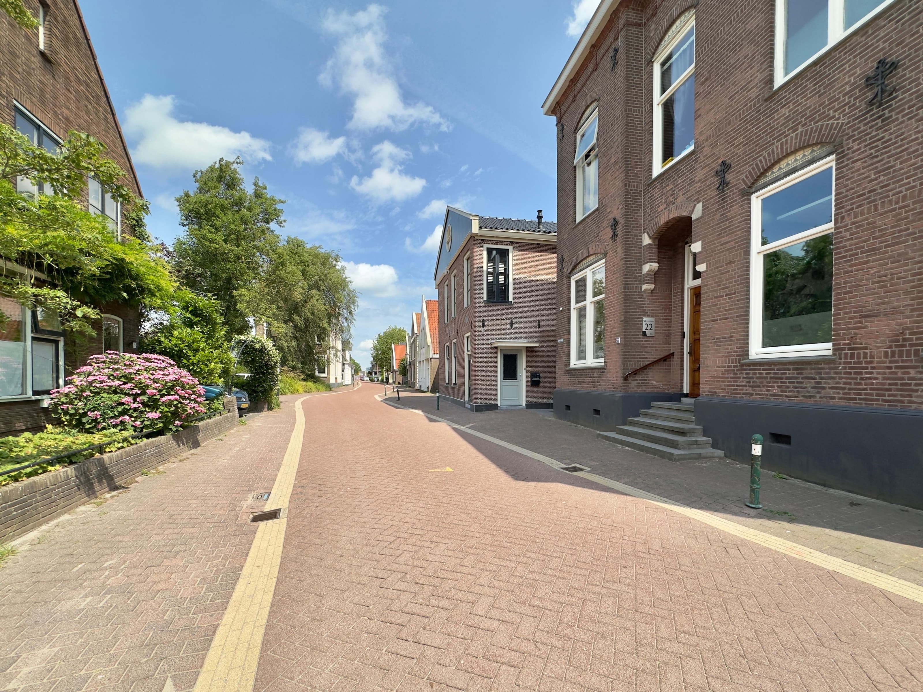 Appartement te huur in Oosthuizen — foto 1