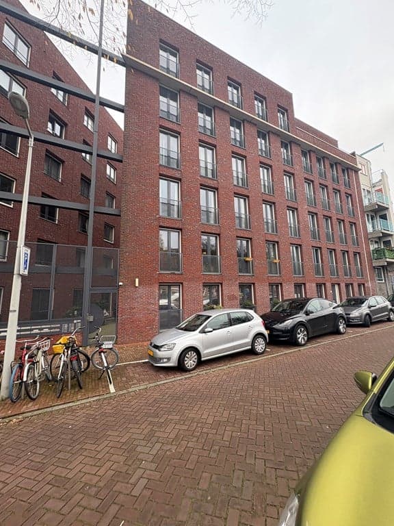 Appartement te huur in Amsterdam — foto 1
