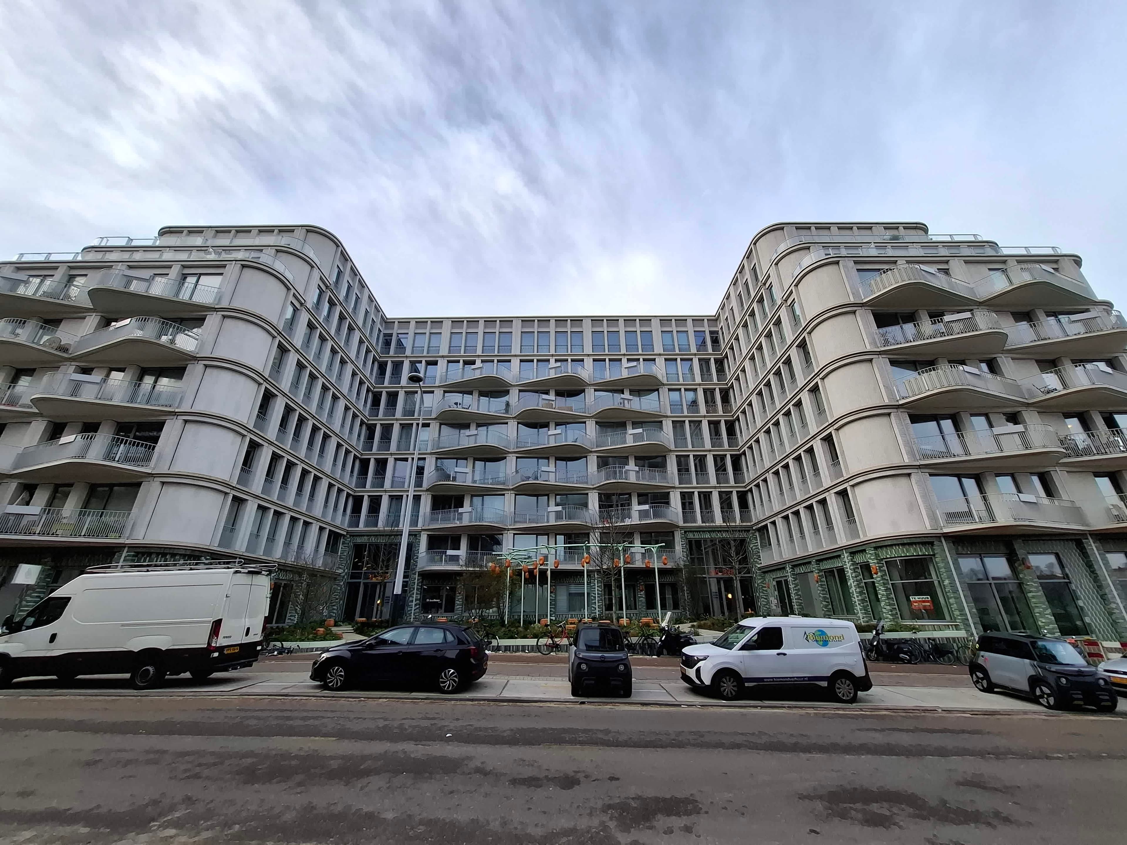 Appartement te huur in Amsterdam — foto 1